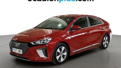 Gebraucht Hyundai Ioniq Style 141 PS (103 kW) 2019 Rot Kleinwagen