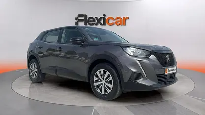 Usado Peugeot 2008 Active 110 CV (80 kW) 2022 SUV