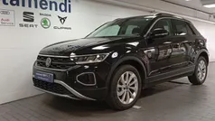 Usado 2023 VW T-Roc Life SUV | 22.695 € (Precio justo)