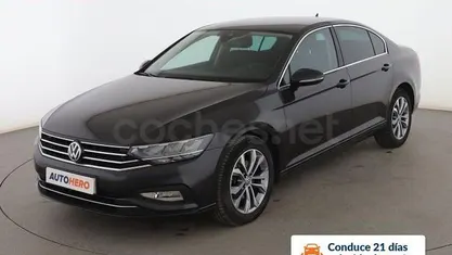 Gris Usado 2019 VW Passat Business Berlina | 16.599 € (Precio justo)