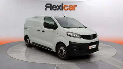 Usado Fiat Scudo 120 CV (88 kW) 2022 Blanco Van