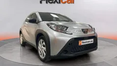 Usado 2024 Toyota Aygo X Play SUV | 13.490 € (Precio justo)