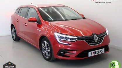 Usado Renault Mégane IV Zen 140 CV (102 kW) 2022 Rojo