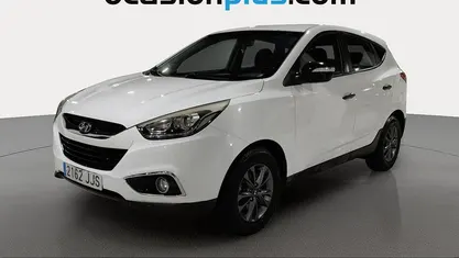 Blanco Usado 2015 Hyundai ix35 SUV | 11.019 € (Precio justo)