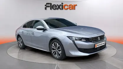 Usado Peugeot 508 Allure 131 CV (96 kW) 2021 Gris Berlina