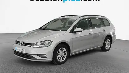 Gris plata Usado 2020 VW Golf Edition Familiar | 11.810 € (Super precio)
