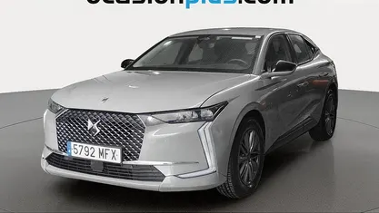 Usado DS Automobiles DS4 Bastille 131 CV (96 kW) 2023 Gris Utilitario