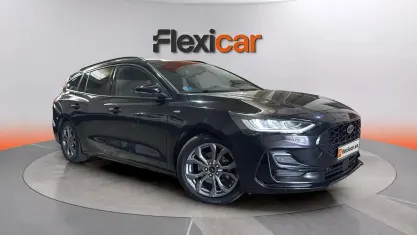 Usado Ford Focus ST-Line 155 CV (114 kW) 2024 Negro Familiar