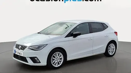 Usado Seat Ibiza FR 110 CV (80 kW) 2023 Utilitario
