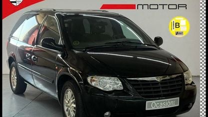 Käytetty Chrysler Grand Voyager 140 HP (102 kW) 2003 Tila-auto
