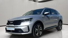 Gris Usado 2023 Kia Sorento 2 SUV | 34.499 € (Buen precio)