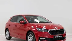Rojo Usado 2024 Skoda Fabia Selection Utilitario | 17.900 € (Buen precio)