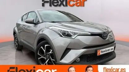 Usado Toyota C-HR Advance 122 CV (89 kW) 2019 Gris SUV