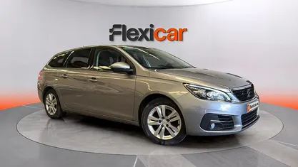 Usado Peugeot 308 SW Access 100 CV (73 kW) 2017 Gris Familiar