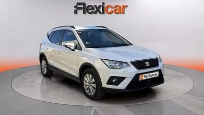 Używany Seat Arona Ecomotive 95 KM (69 kW) 2019 Biały SUV