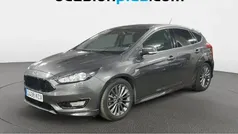 Gris Usado 2017 Ford Focus ST-Line Utilitario | 12.719 € (Precio justo)