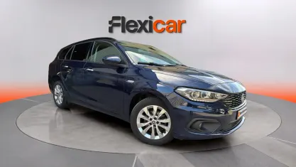Käytetty Fiat Tipo Easy 120 HP (88 kW) 2019 Musta Farmari