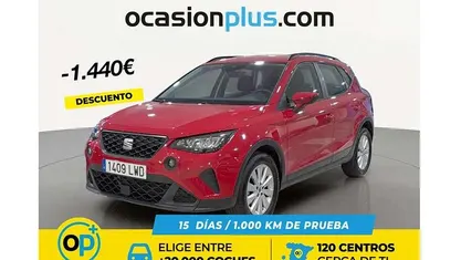 Usado Seat Arona Reference 95 CV (69 kW) 2022 Rojo SUV