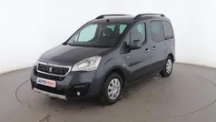 Usado 2017 Peugeot Partner Style Van | 13.299 € (Precio justo)