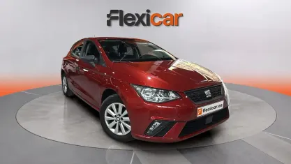 Usado Seat Ibiza Reference 90 CV (66 kW) 2019 Granate Utilitario