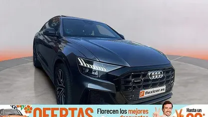 Usado Audi Q8 286 CV (210 kW) 2021 Gris SUV