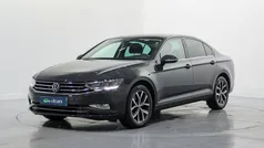 Gris Usado 2020 VW Passat Executive Berlina | 19.990 € (Precio justo)