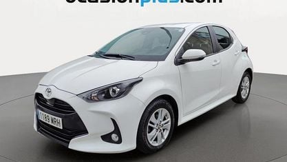 Używany Toyota Yaris Edition 125 KM (91 kW) 2024 Biały Hatchback