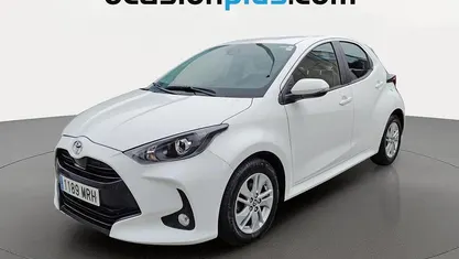 Blanco Usado 2024 Toyota Yaris Edition Utilitario | 16.628 € (Precio justo)