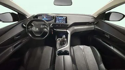 Begagnad Peugeot 3008 Active 131 HK (96 kW) 2020 Röd SUV
