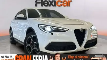 Usado Alfa Romeo Stelvio Sprint 200 CV (147 kW) 2021 Blanco SUV