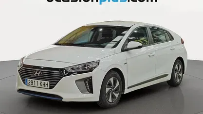 Usado Hyundai Ioniq 141 CV (103 kW) 2018 Blanco Utilitario