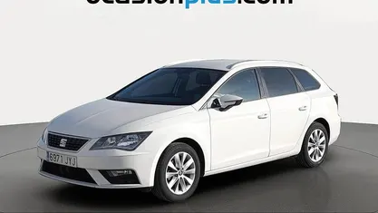 Usado Seat Leon Style Plus 110 HP (80 kW) 2017 Monovolume