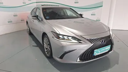 Usado Lexus ES300H 218 CV (160 kW) 2021 Gris Berlina