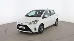 Blanco Usado 2019 Toyota Yaris Active Utilitario | 13.799 € (Precio justo)