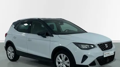 Usado Seat Arona Xperience 115 CV (84 kW) 2025 Blanco SUV