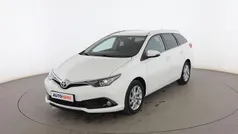 Blanco Usado 2015 Toyota Auris Business Edition Familiar | 12.699 € (Precio justo)