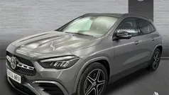 Gris montaña Usado 2024 Mercedes GLA200 AMG line SUV | 43.400 € (Precio justo)