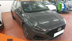 Gris Nuevo 2025 Hyundai i30 Berlina | 23.290 € (Precio justo)