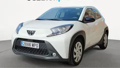 Usado 2024 Toyota Aygo Play Utilitario | 13.955 € (Precio justo)