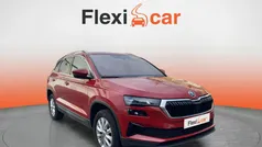Rojo Usado 2023 Skoda Karoq Ambition SUV | 19.490 € (Super precio)