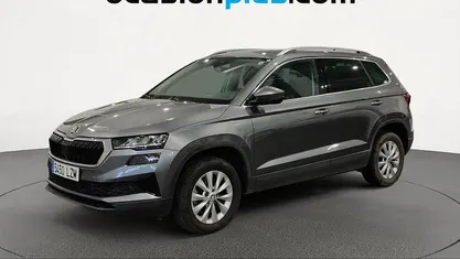 Usado Skoda Karoq Ambition 116 CV (85 kW) 2022 Gris SUV