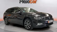 Gris Usado 2021 VW Passat Executive Familiar | 19.490 € (Precio justo)