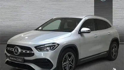 Gris Usado 2022 Mercedes GLA200 AMG line SUV | 35.900 € (Precio justo)