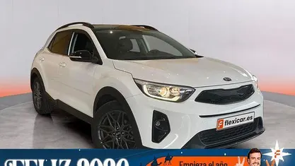 Usado 2020 Kia Stonic SUV | 13.990 € (Buen precio)