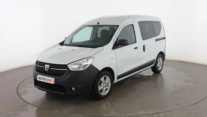 Usado Dacia Dokker Essentiel 95 CV (69 kW) 2020 Monovolumen