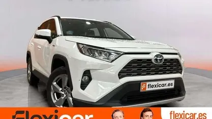 Usado Toyota RAV4 Hybrid Advance 218 CV (160 kW) 2019 Blanco SUV