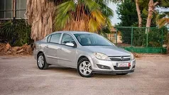Usado 2009 Opel Astra Cosmo Berlina | 3600 € (Buen precio)