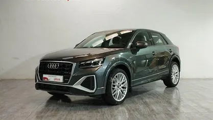 Usado Audi Q2 150 CV (110 kW) 2025 Gris SUV