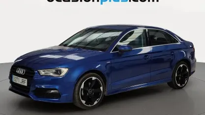Usado Audi A3 S-Line 110 CV (80 kW) 2016 Azul Berlina
