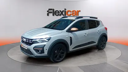 Usado Dacia Sandero Extreme 101 HP (74 kW) 2024 Cinzento Sedan